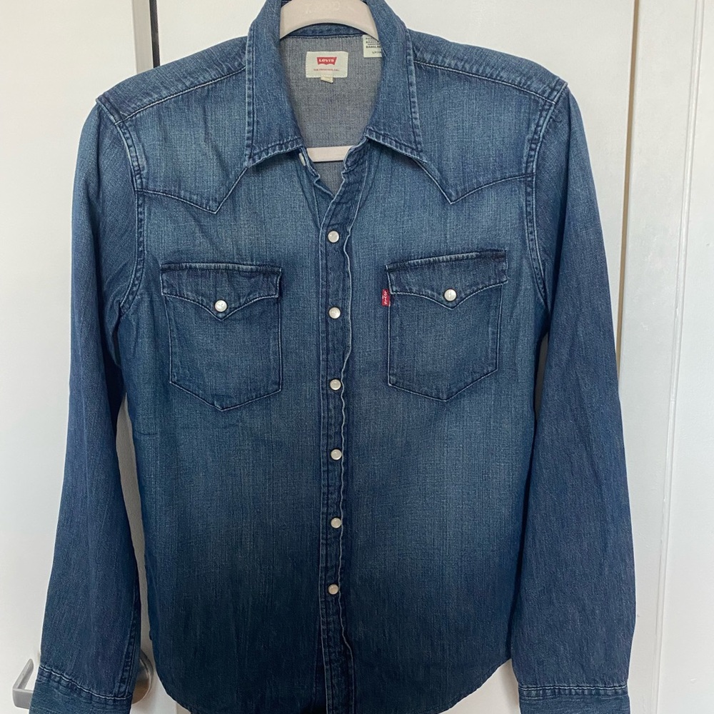 Men’s Levis Denim Shirt